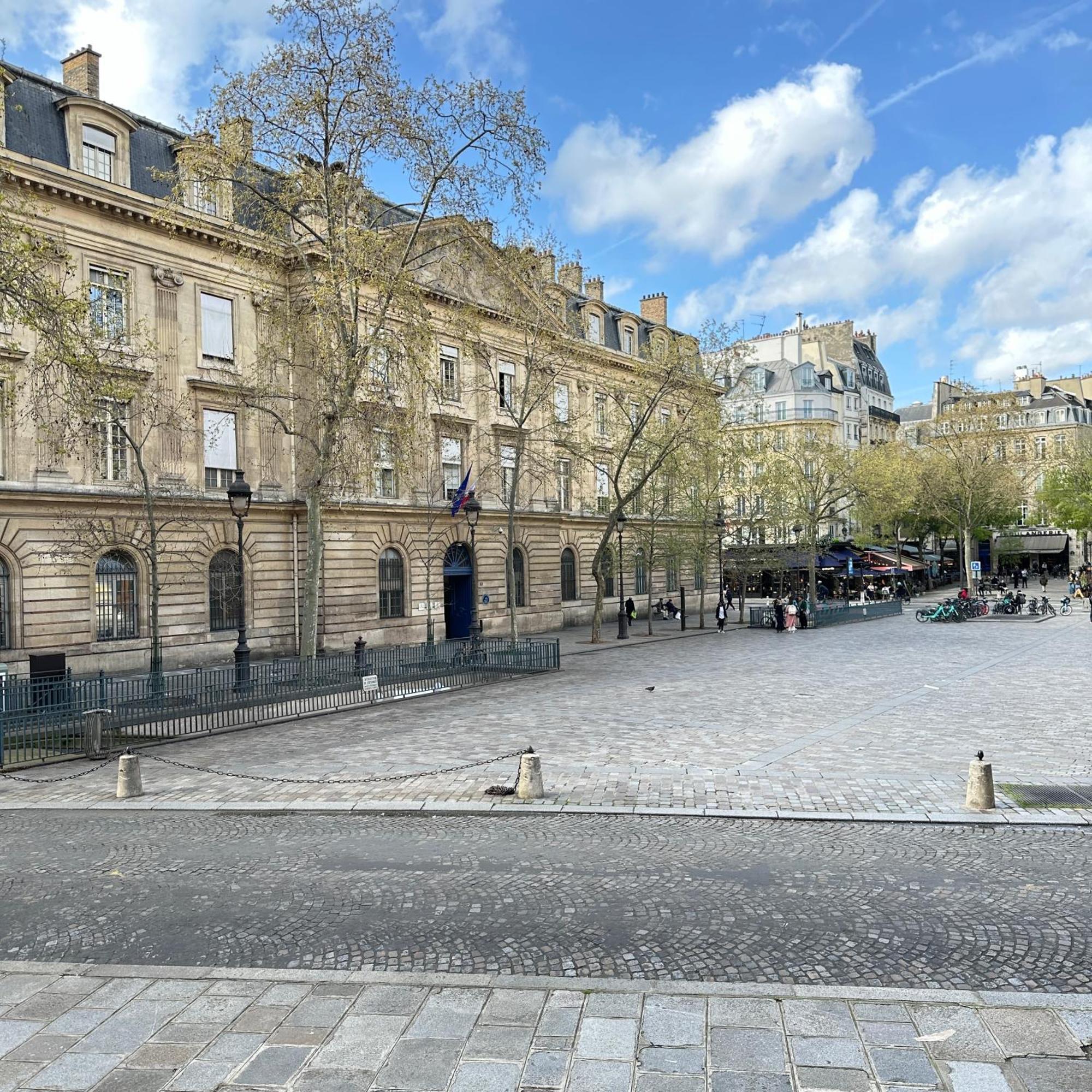 Saint-Louis Apartment - Luxury High End Renovated Apartment - Heart Of Le Marais - Hotel De Ville パリ エクステリア 写真